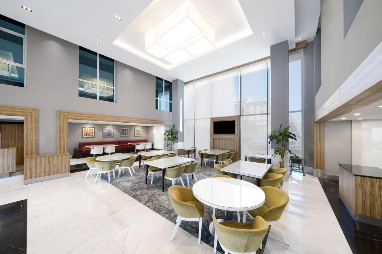 Sas Residence & Hotel, Dhahran - Formerly Radisson Blu Al Khobar Esterno foto